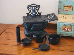 lot 38 image: Doll House Stove Collection - Mickey Mouse - Little Orphan Annie