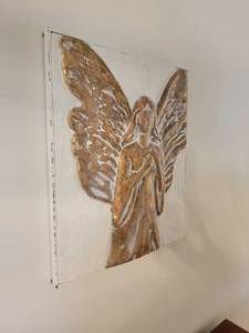 lot 81 image: Relief Angel Decor