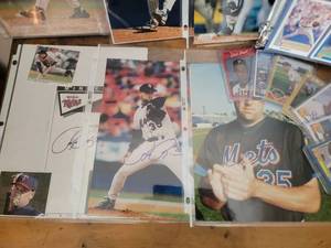 lot 2A image: AUTOGRAPH Baseball Card and Photo Collection - Rick Reed