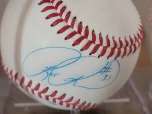 lot 2B image: AUTOGRAPH Baseballs (4) - Rick Reed