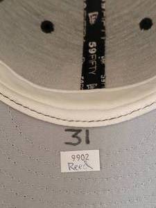 lot 2 image: GAME WORNAUTOGRAPH Twins Uniform & Bats - Rick Reed