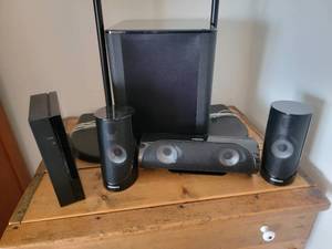lot 70A image: Samsung Home Theater Surround Sound System PS-JS2-1