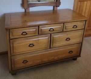 lot 54A image: Vintage Mid-Century Modern Vanity Dresser