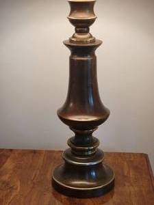 lot 59 image: Classic Vintage Brass Table Lamp