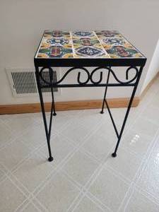 lot 66 image: Vibrant Painted Occasional Table