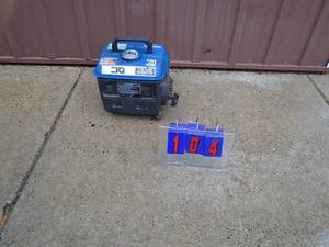 lot 104 image: TG1200 generator. Used condition. Tested & works. As shown.