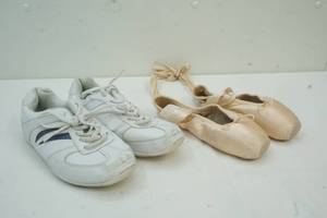 tennis shoe