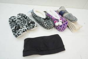 slippers