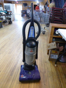 Bissell Powerforce Bagless Vacuum Cleaner