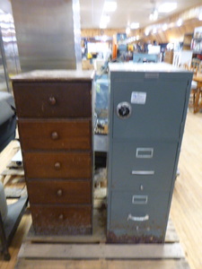 2 Cabinets