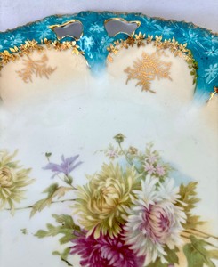 Vibrant Vintage RS Prussia Serving Bowl