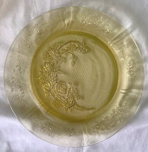 Amber Depression Glass Sharon Dinner Plates, Six Total