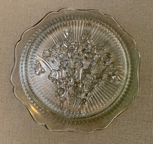 Rare Vintage Crystal Iris 9 Dinner Plate