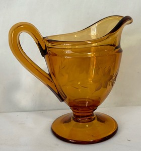 Vintage Cambridge Glass Amber Sugar w Lid & Creamer w Beautiful Floral Cutting.