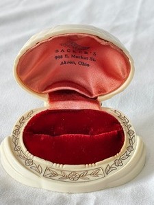 Vintage Bakelite Ring Box