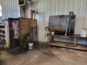 Waste Oil Burning Furnace and Feed Tank - Last Used the Winter of 20212022