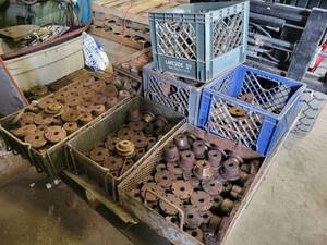 (300) SD Bushings - Most are 34 Keyed Bores