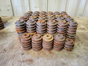(160) Cast Iron 2.50 Diameter Pulleys with 58 Keyed Bores