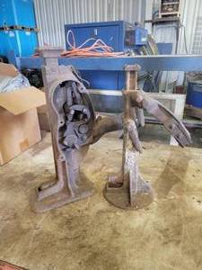 Pair of Heavy Duty Railroad Jacks