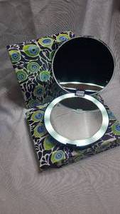 Brand New POP Sonic compact with light and batteries