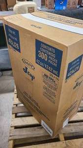 300ct box of JCup insulated cups 42oz