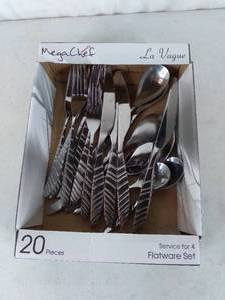 lot 377 image: MegaChef La Vague 20-Pc. Stainless Steel Flatware Set - Service for 4, Silvertone