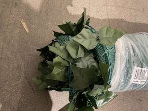 lot 327 image: Windscreen4less Artificial Leaf Faux Ivy Privacy Fence Screen