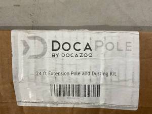 lot 247 image: DocaPole Microfiber Duster with Extension Pole