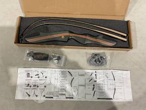 lot 260 image: Lightning Archery Takedown Recurve Bow - Right Hand  60lb