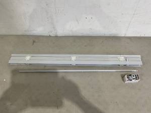 lot 290 image: Changshade Cordless 1 Vinyl Horizontal Blind with Tilt Wand for Windows and Doors - White