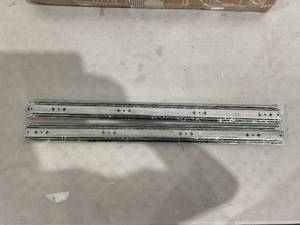 lot 291 image: 30inch Heavy Duty Drawer Slides - 1 pair