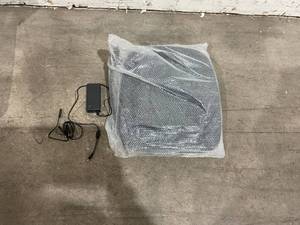 lot 147 image: Seat Boost Premium Lift Assist Memory Foam Cushion