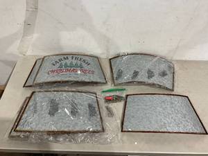 lot 419 image: Hallops Galvanized Metal Super Oversized Christmas Tree Collar