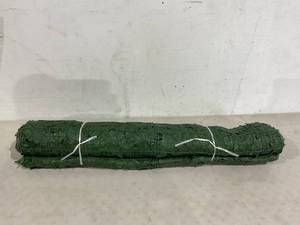lot 431 image: Artificial 62 x 98 inch Ivy Privacy Fence Screen