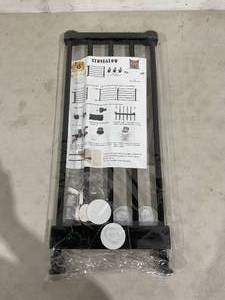 lot 436 image: Short Step-Over Expandable Dog Gate - Black