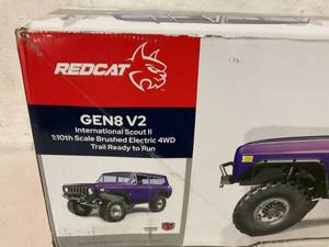 lot 24 image: Redcat Racing Gen8 V2 International Scout II 110 Scale Rock Crawler Green Truck