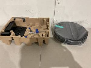 lot 34 image: eufy Black RoboVac 11S
