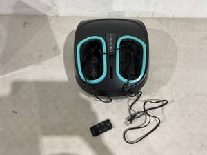 lot 454 image: InvoSpa Shiatsu Foot Massager Machine with Heat