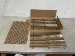 lot 473 image: SET OF 3 - Stanbroil Solid Stainless Steel Cooking Grates