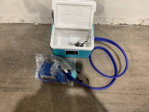 lot 69 image: Cold Therapy System with Large Shoulder Pad