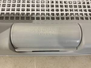 lot 484 image: Indoor Dog Potty Tray - Grey