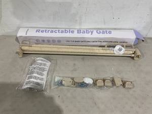 lot 485 image: Momcozy Retractable Baby Gate - Cream