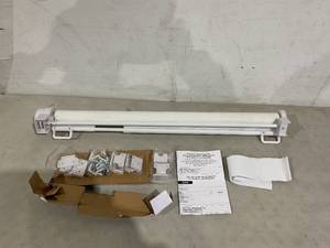 lot 487 image: YOOFOR Retractable Baby Gate - White