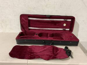 lot 560 image: FINO 44 Full Size Professional Violin Hard Case with Built-in Hygrometer