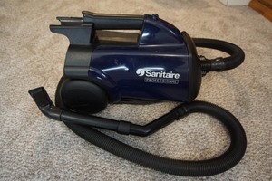 lot 89 image: Home Appliances Sanitaire Professional Canister Vacuum