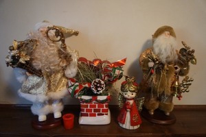 lot 95 image: Holiday DeCor Christmas