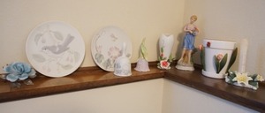 lot 96 image: Home DeCor Porcelain Floral Figurine Vase Etc.