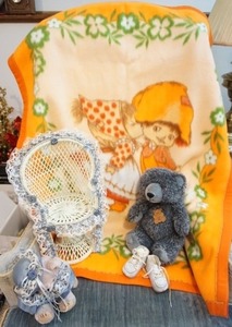 lot 49 image: MCM Vintage Crib Blanket Dutch Boy Girl Sunrise Orange Hand Stitched, Baby Shoes, Teddy Bears Etc.