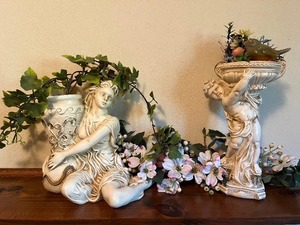 lot 18 image: Antique Vintage Plaster-Style Statue Planter Candle Holder Cherub Goddess Lady