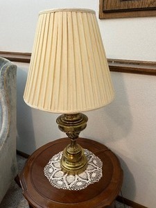 lot 5 image: Lamps Lighting 1960s Vintage MCM Solid Brass Stiffel() Table Lamp...